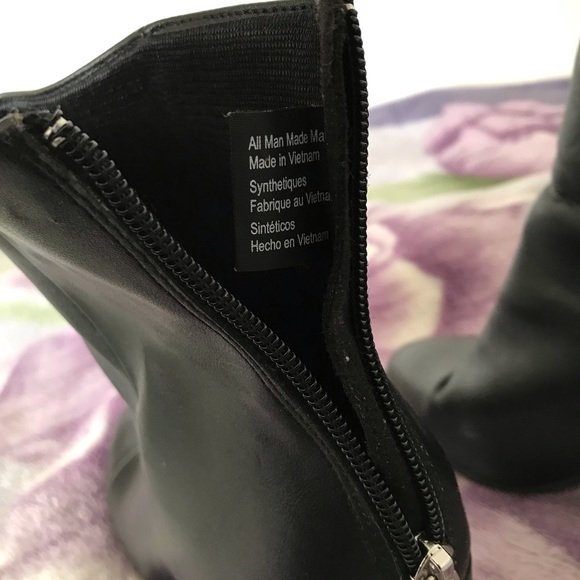 Christian Soriano Heeled Ankle Boots - Picture 9 of 10